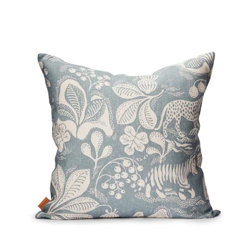 ＜リトルファント＞クッション50×50cm（中材込）Wild at heart ブルー