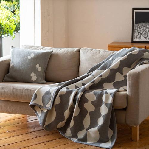 ＜クリッパン＞マーガレットローズ　シュニールコットン　140×180cm　グレー