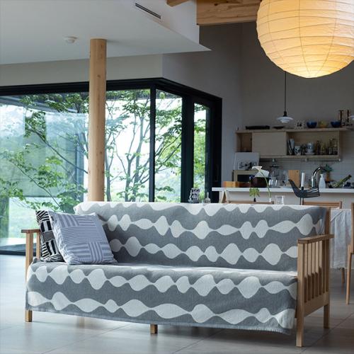 ＜クリッパン＞マーガレットローズ　シュニールコットン　140×180cm　グレー