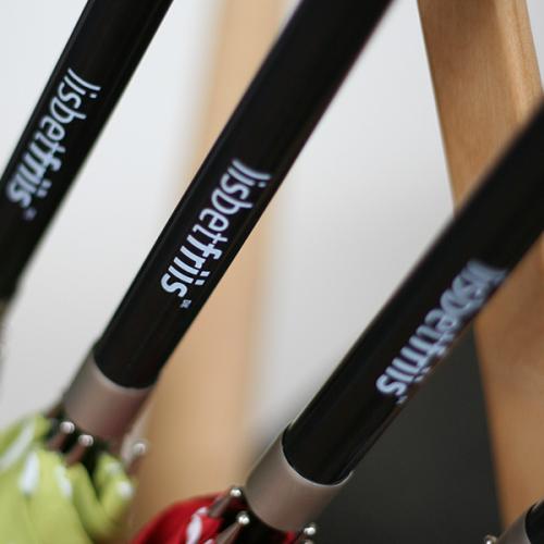 ＜リズベット・フリース＞長傘　フラワーパワー柄  2本セット