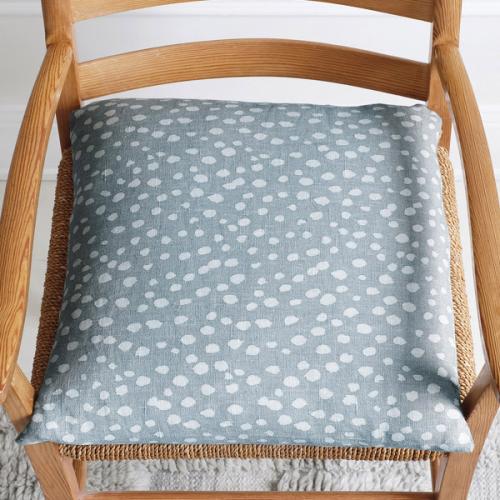 ＜リトルファント＞クッション(中材込) 50×50cm Sakura　ブルー