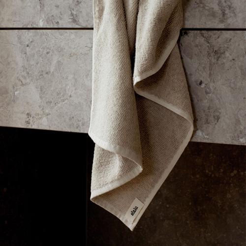 ＜アイアユ＞オーガニックコットン バスタオル（70×140cm）