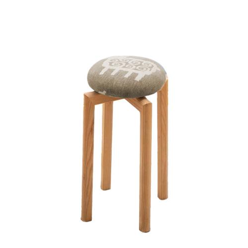 ＜クリッパン＞スツール　ヒツジ　Mサイズ