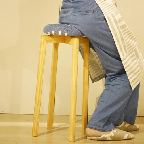 ＜クリッパン＞スツール　ヒツジ　Mサイズ