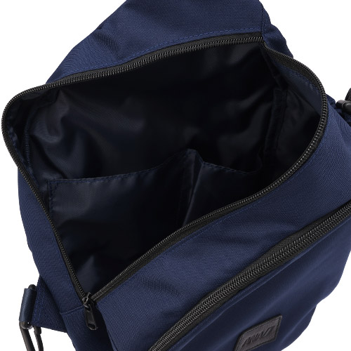 【ANAオリジナル】オリジナルネイビーボディバッグ　with　ANAセレクションオリジナルフライトタグ