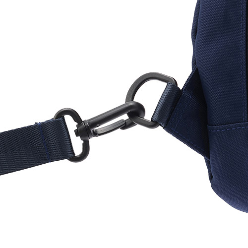 【ANAオリジナル】オリジナルネイビーボディバッグ　with　ANAセレクションオリジナルフライトタグ