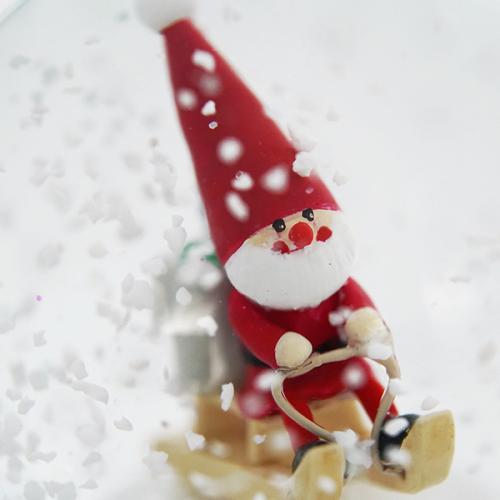 ＜Nordika Nisse＞ノルディカニッセ miniスノードーム  そりに乗ったサンタ