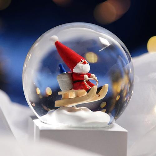 ＜Nordika Nisse＞ノルディカニッセ miniスノードーム  そりに乗ったサンタ