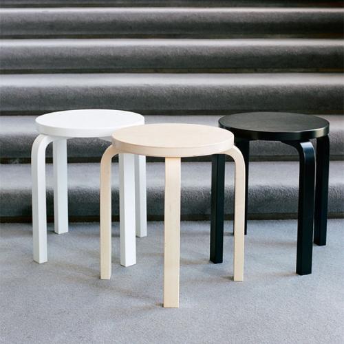 ＜Artek＞フィンランド アルテック スツール E60 4本脚 （ホワイトラッカー）